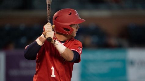 USI Screaming Eagles fall to Indianapolis Greyhounds