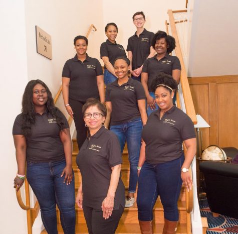 Mentoring program helps women build connections