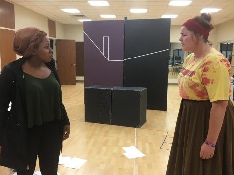 Play to bring comedy to French Revolution