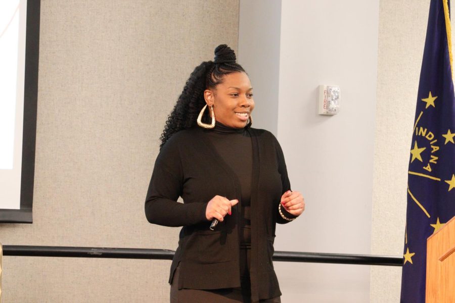 Shirval Moore, founder and CEO of Tasteful thoughts, presented on An Enterpreneur Mindset Tuesday evening in Carter Hall. Moores motivational speech was a Black History Month event hosted by the Multicultural Center. 