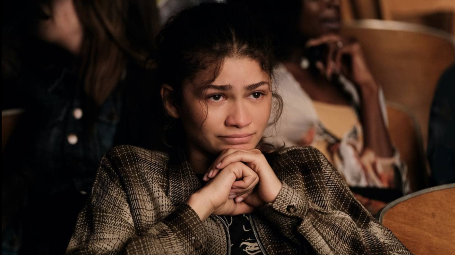 Rue grows emotional while watching Lexis play. Euphoria season 2 lacks depth compared to season 1 but still remains entertaining. 
