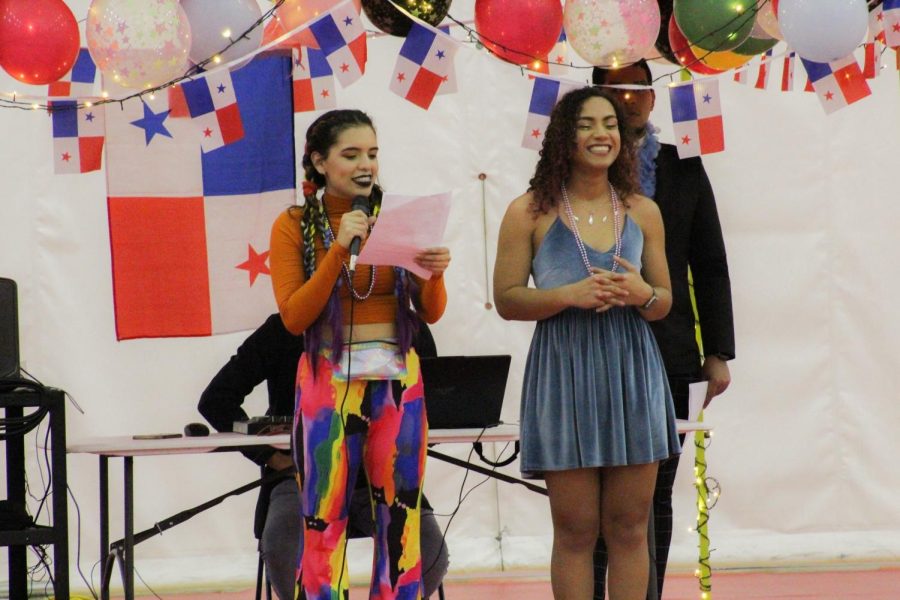 (Left to right) Kaelyn Moreno, cultural coordinator for PANAS, and Xenia Adames Chanis, president of PANAS, kick off the PANAS Springfeast 2022 Panamanian carnival.
