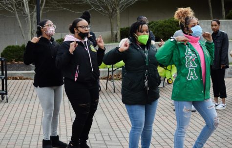Students lined up to dance on Rice Plaza at the SpringFest 2022  Greek Life event on April 7. Greek Life would be one of the last SpringFest events not cancelled due to weather. 