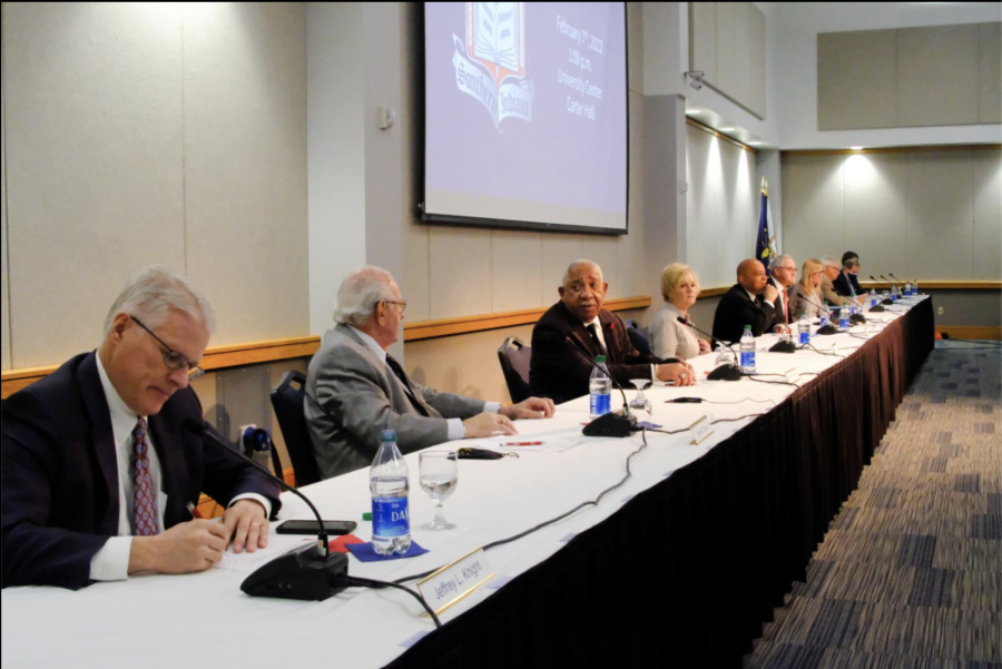 Board of Trustee members unanimously vote to transition to NCAA Division I athletics Feb. 7, 2022, in Carter Hall. 