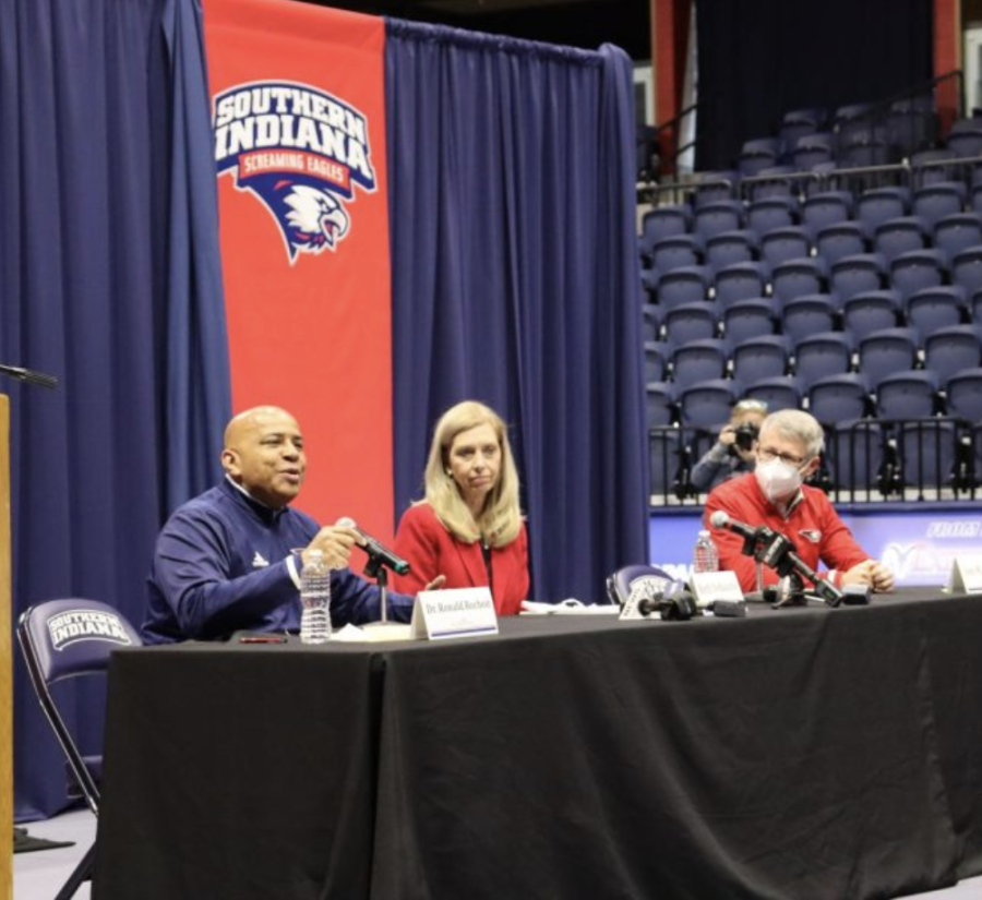 President Ronald Rochon speaks next to Beth DeBauche, OVC commissioner, and Jon Mark Hall, athletics director, after USI announces their partnership with the OVC in the Screaming Eagles Arena Feb. 9, 2022.
