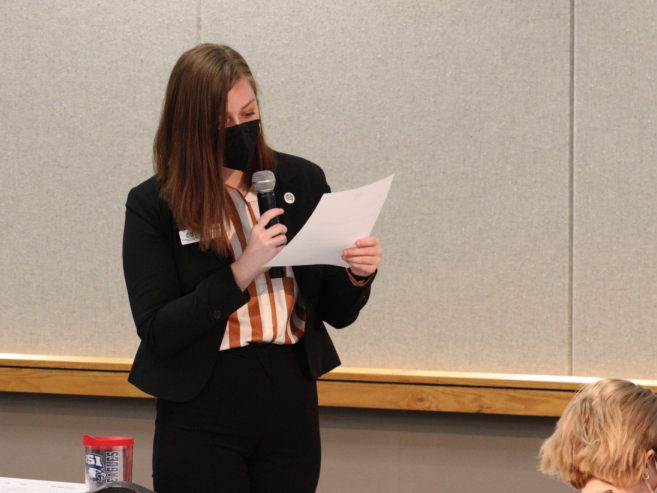 Erika Uebelhor, SGA attorney general, reads the resolution to create a equity, diversity, and inclusion administrative vice president position to the General Assembly for approval March 3. in Carter Hall The General Assembly unanimously approved the resolution March 3. 