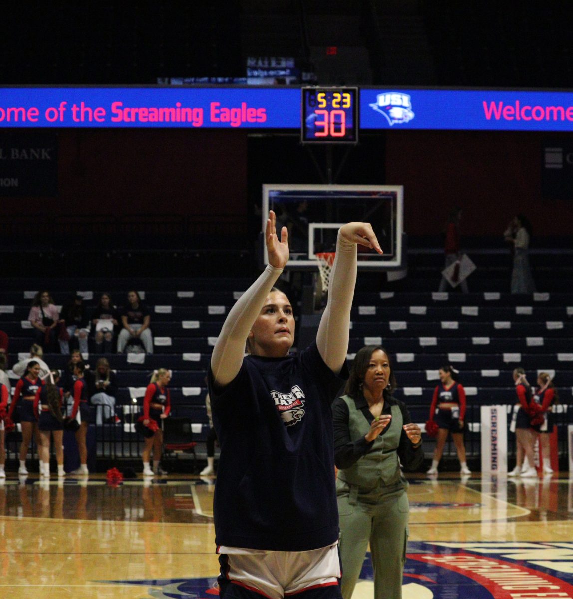 Fay shoot around1