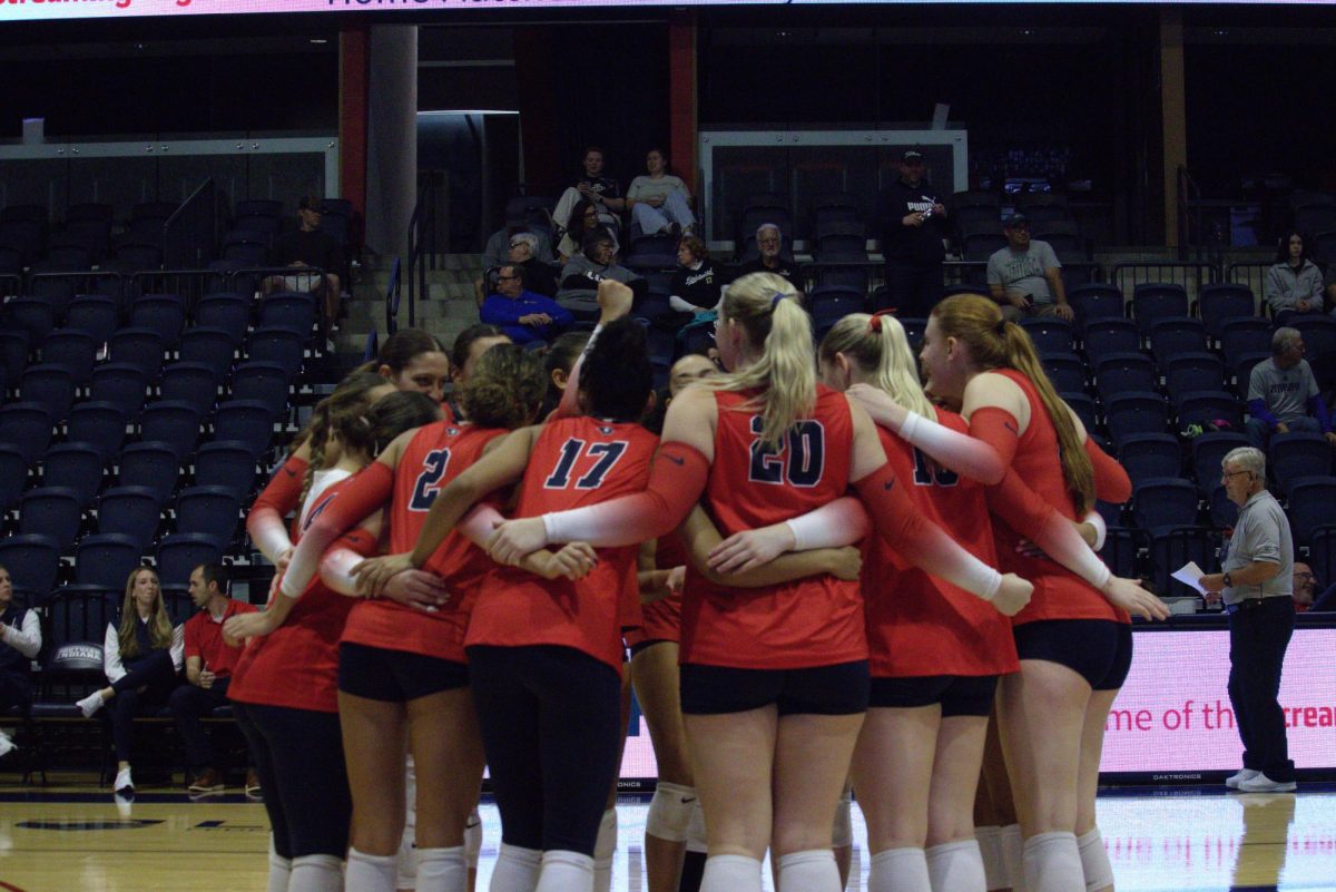 Pre-game huddle 1